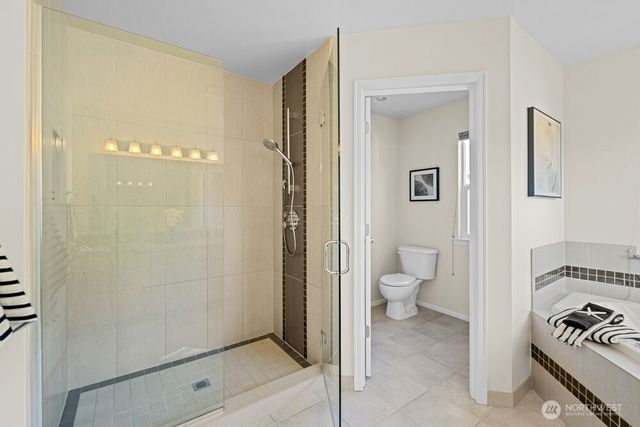 19811 13th Place W, Lynnwood, WA 98036