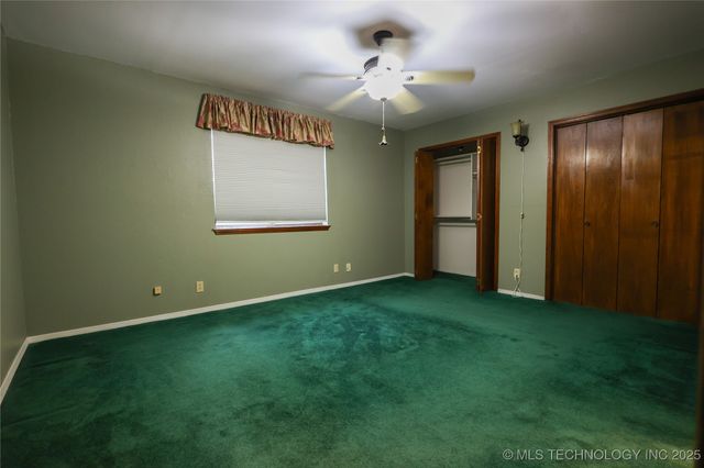 1019 Cedar Drive, Sulphur, OK 73086