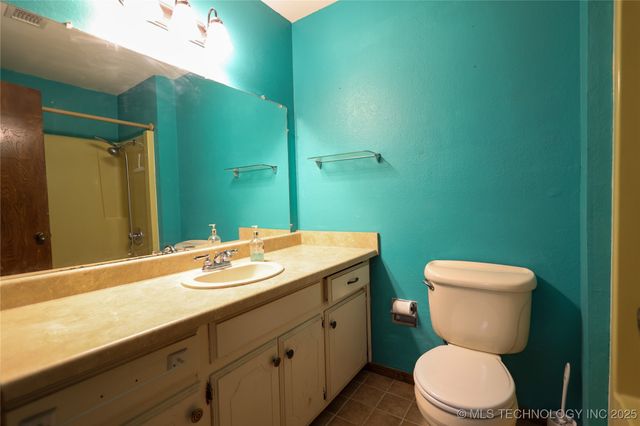 1019 Cedar Drive, Sulphur, OK 73086