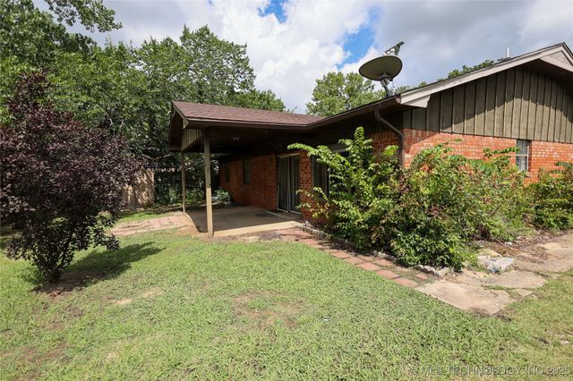 1019 Cedar Drive, Sulphur, OK 73086