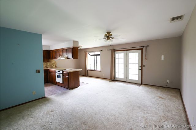 1019 Cedar Drive, Sulphur, OK 73086