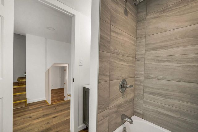 412 FORT HOWARD AVENUE, De Pere, WI 54115