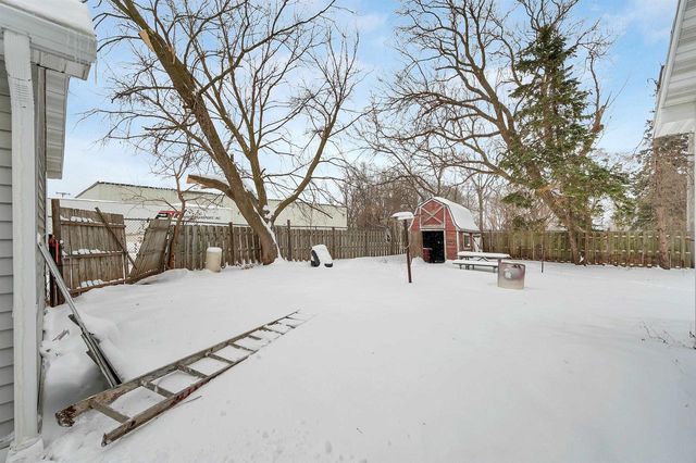 412 FORT HOWARD AVENUE, De Pere, WI 54115