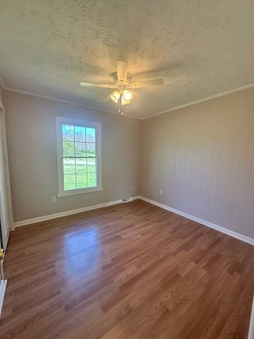 4032 Gayle Cir, Cookeville, TN 38501