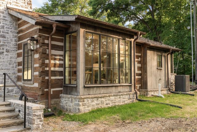 6230 Bresslyn Rd, Nashville, TN 37205