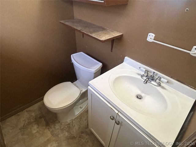 2444 S 121st East Avenue, Tulsa, OK 74129