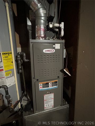 2444 S 121st East Avenue, Tulsa, OK 74129