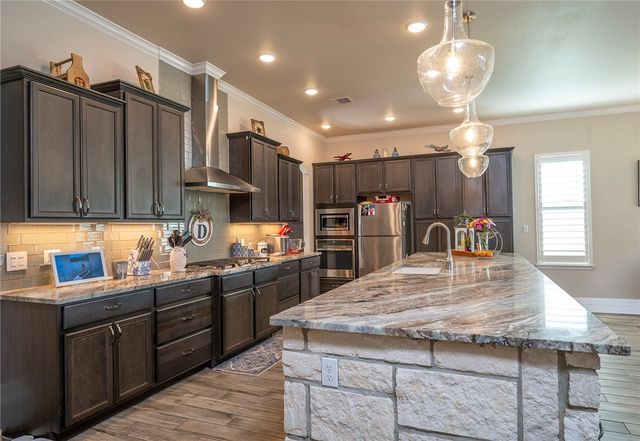 7817 Rancho Vista Blvd W, Corpus Christi, TX 78414