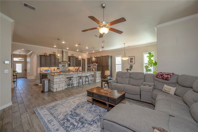 7817 Rancho Vista Blvd W, Corpus Christi, TX 78414