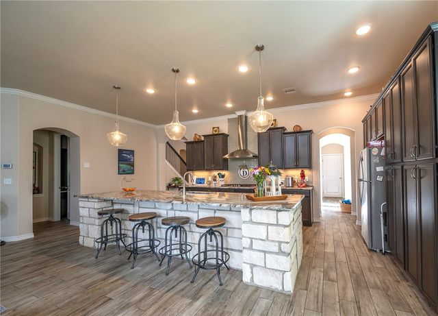 7817 Rancho Vista Blvd W, Corpus Christi, TX 78414