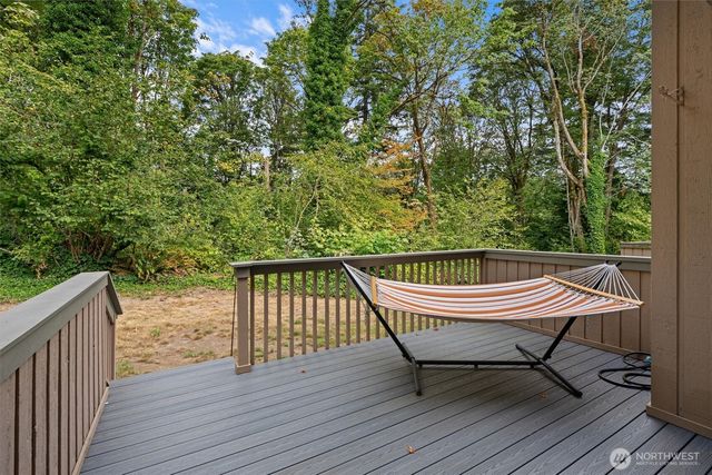 2958 Kennewick Pl Place NE, Renton, WA 98056