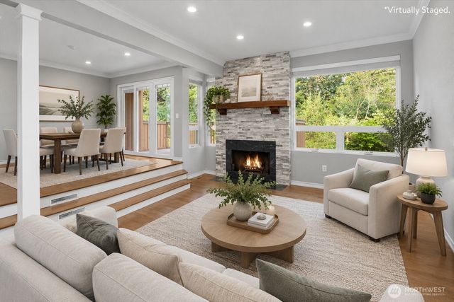 2958 Kennewick Pl Place NE, Renton, WA 98056