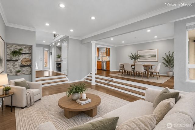 2958 Kennewick Pl Place NE, Renton, WA 98056