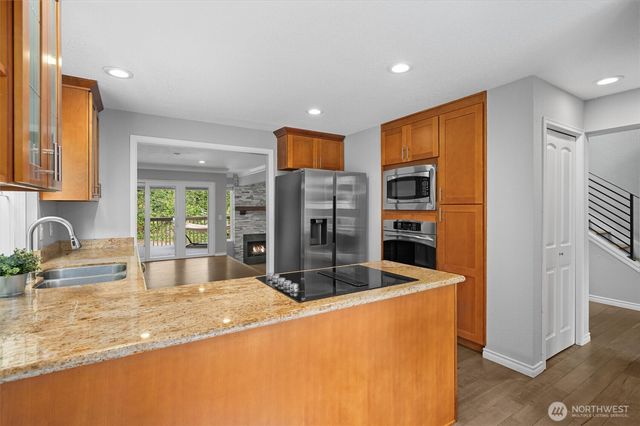 2958 Kennewick Pl Place NE, Renton, WA 98056
