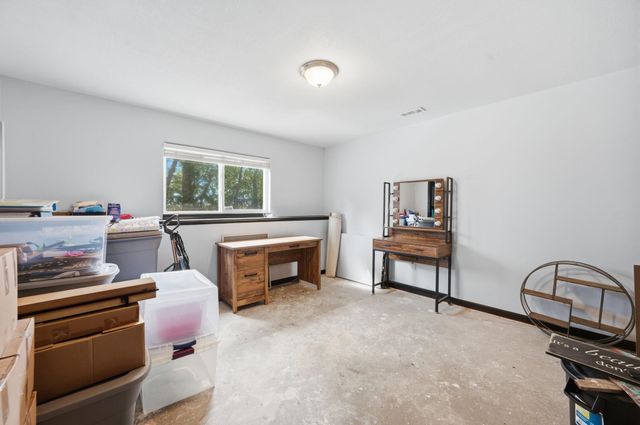 12013 E Boxthorn St, Wichita, KS 67226