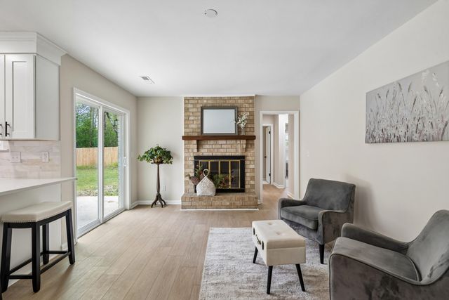 230 Smythe Drive, Summerville, SC 29485