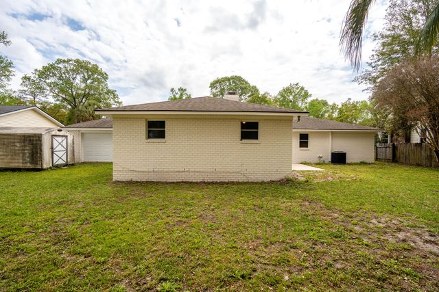 230 Smythe Drive, Summerville, SC 29485