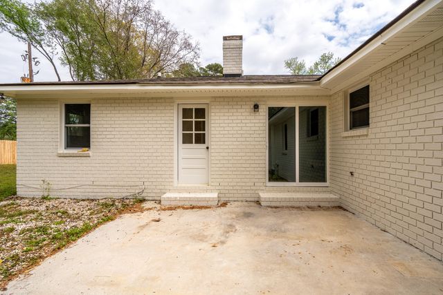 230 Smythe Drive, Summerville, SC 29485