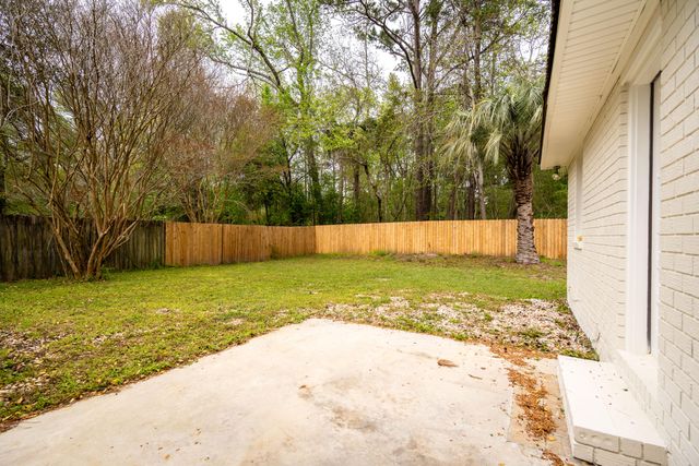 230 Smythe Drive, Summerville, SC 29485