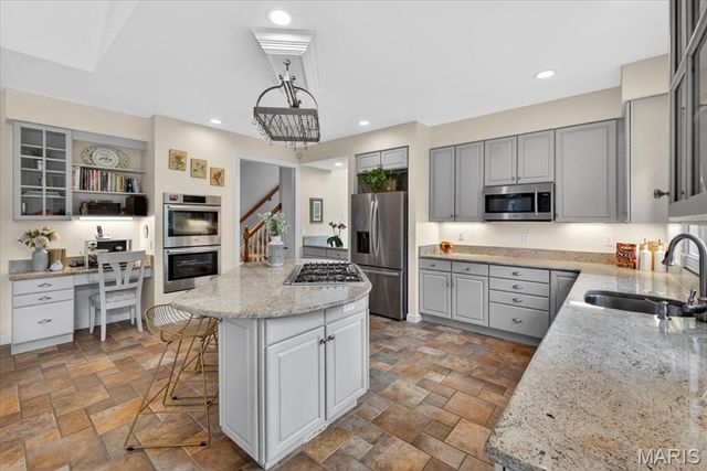 367 Pine Bend Drive, Chesterfield, MO 63005