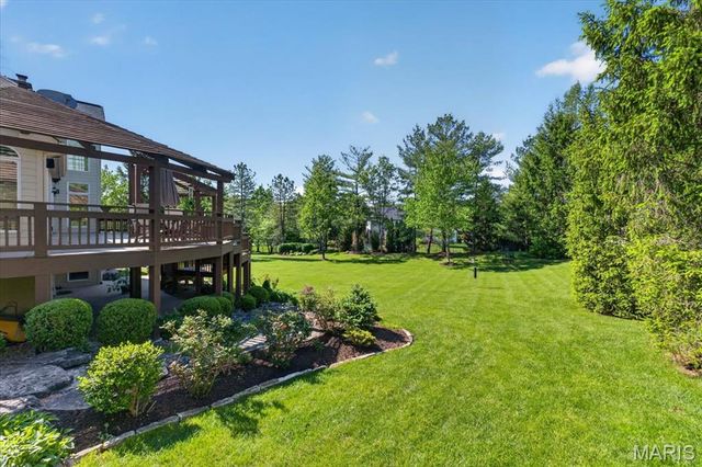 367 Pine Bend Drive, Chesterfield, MO 63005