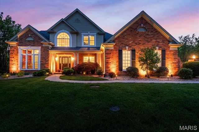 367 Pine Bend Drive, Chesterfield, MO 63005