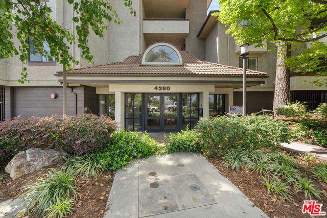 4280 Via Arbolada 109, Los Angeles, CA 90042
