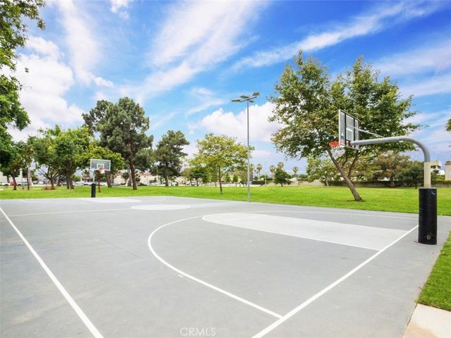 24644 Magnolia Place, Harbor City, CA 90710