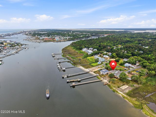 1128 S Seabreeze Road, Wilmington, NC 28409