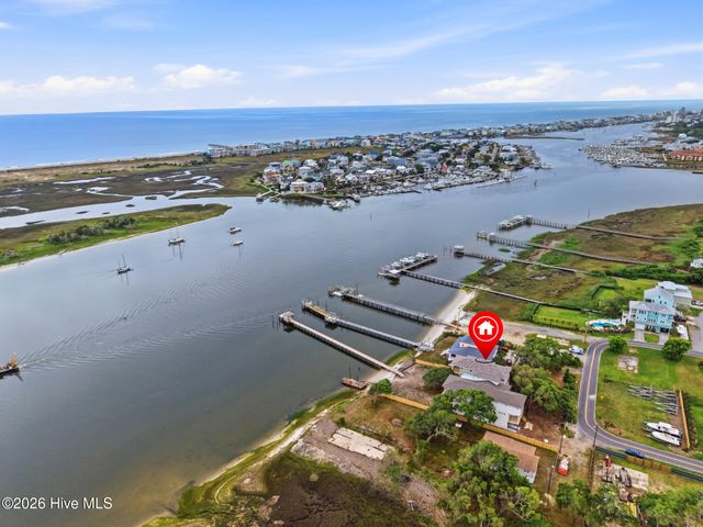 1128 S Seabreeze Road, Wilmington, NC 28409