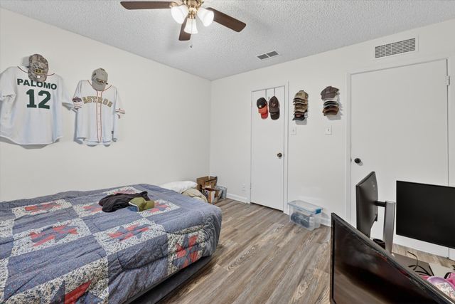 1224 S Lang Avenue, Denison, TX 75020