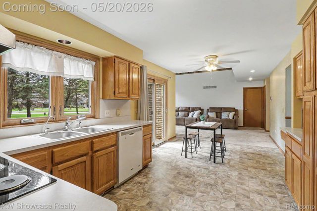 10100 Abrams Fork, Brighton Township, MI 48114
