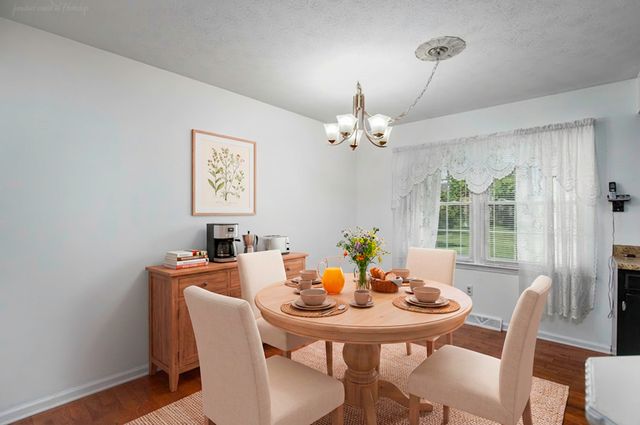 836 Kingsway Drive, Versailles, KY 40383