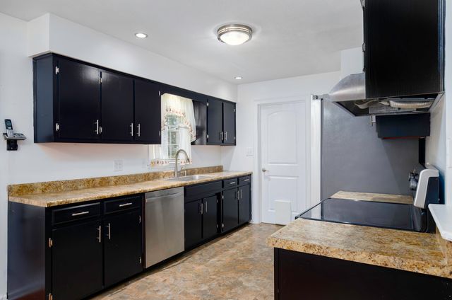 836 Kingsway Drive, Versailles, KY 40383