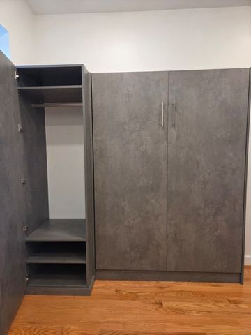 165 Hawthorne 102, Chelsea, MA 02150