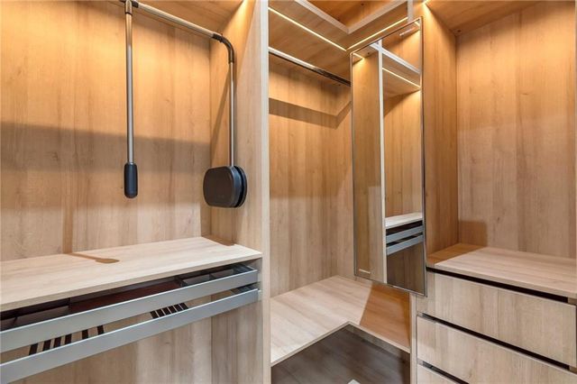 1653 Wayland Circle NE, Brookhaven, GA 30319