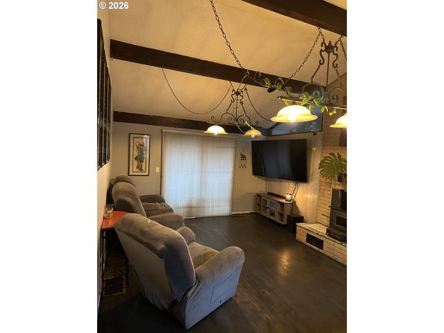 12215 Ne SALMON CREEK Ave, Vancouver, WA 98686