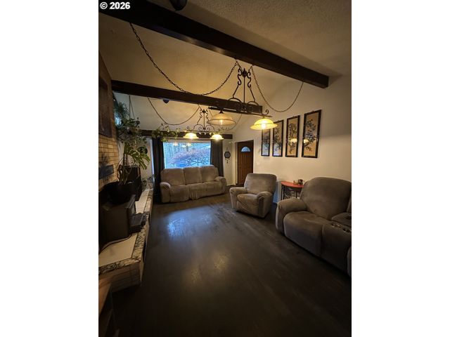 12215 Ne SALMON CREEK Ave, Vancouver, WA 98686