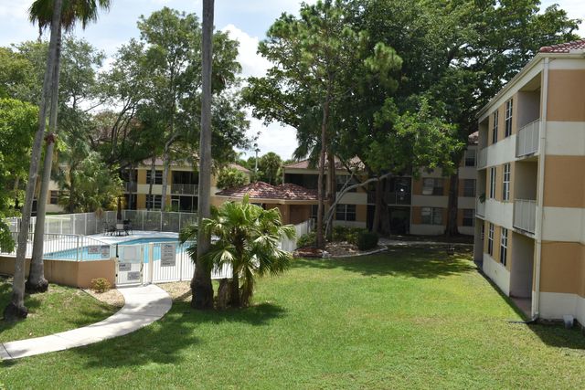 8298 NW 24TH Street, Coral Springs, FL 33065