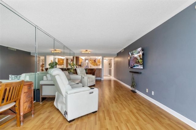 5921 Coral Lake Drive 209, Margate, FL 33063