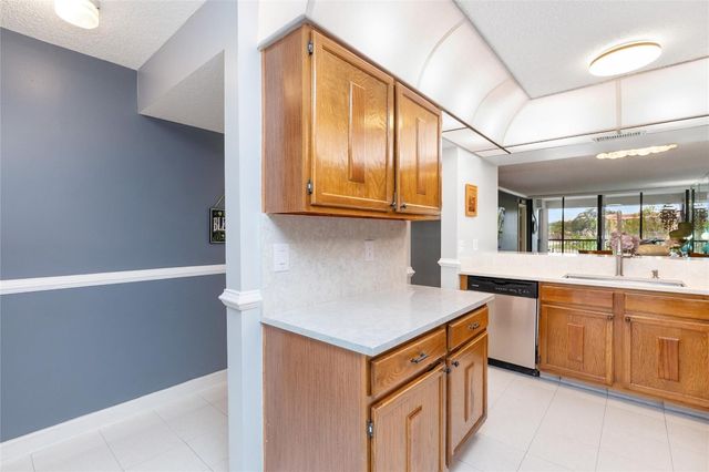 5921 Coral Lake Drive 209, Margate, FL 33063