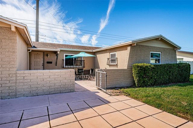 4106 53RD AVENUE S, St Petersburg, FL 33711