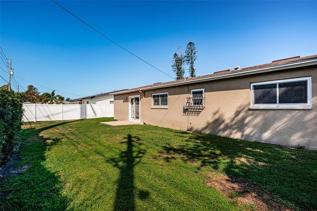 4106 53RD AVENUE S, St Petersburg, FL 33711