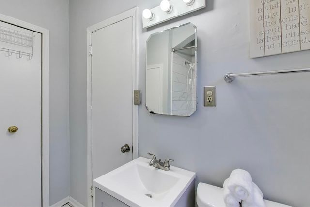 3636 N Olcott Avenue, Chicago, IL 60634