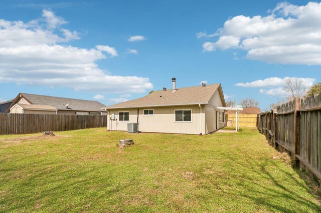 14067 Towneway Drive, Sugar Land, TX 77498