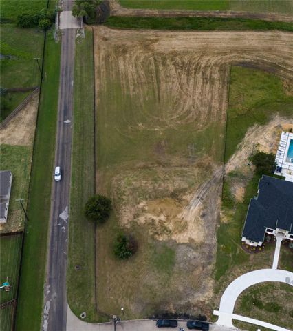 1304 Estate Drive, Ennis, TX 75119