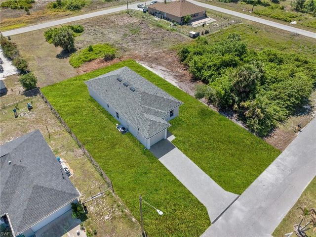 917 Margaret AVE S, Lehigh Acres, FL 33974