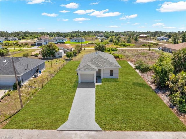 917 Margaret AVE S, Lehigh Acres, FL 33974