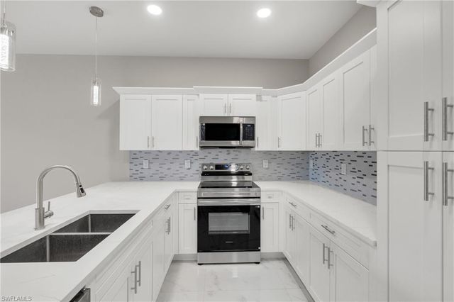 917 Margaret AVE S, Lehigh Acres, FL 33974