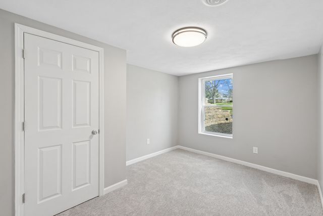 315 Crestline Drive, Bettendorf, IA 52722